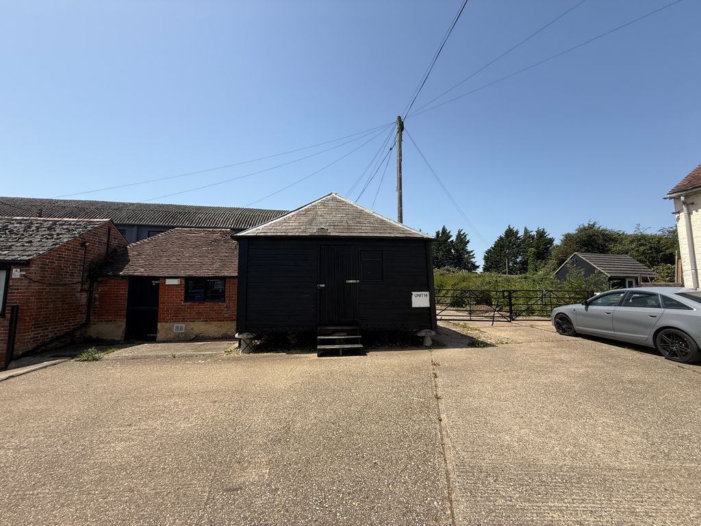 Property photo 2 of 4