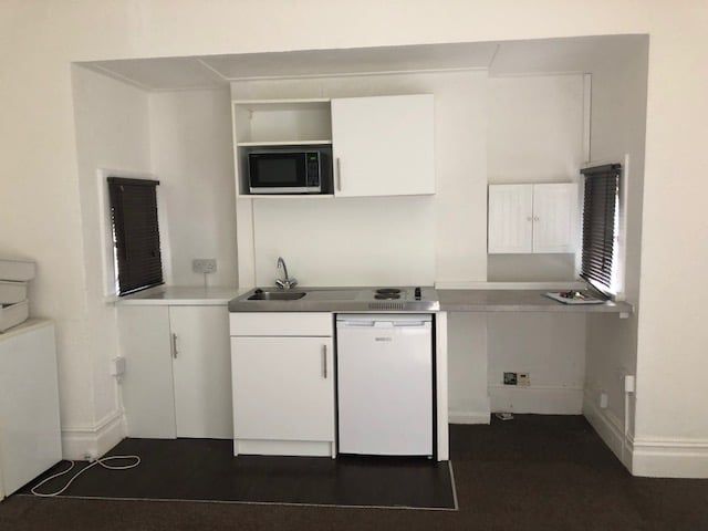 Property photo 2 of 5