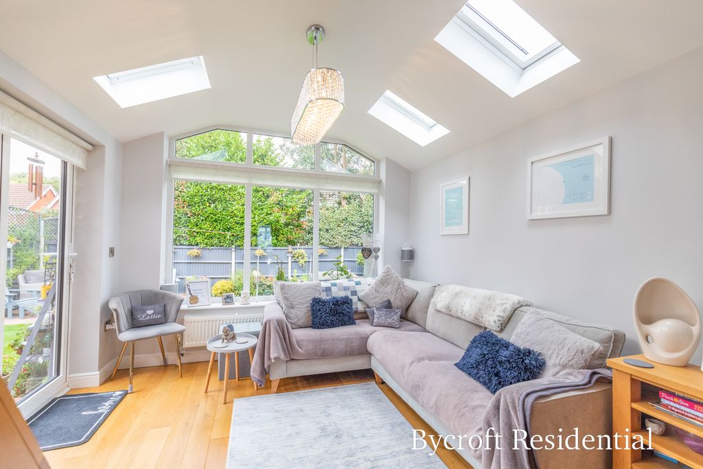 Property photo 3 of 24