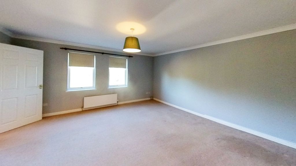 Property photo 3 of 13 Photo 3