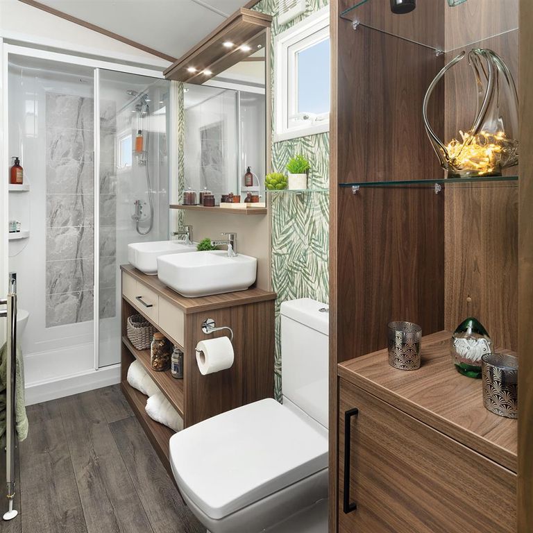 Property photo 3 of 12 Langham 12.Jpg