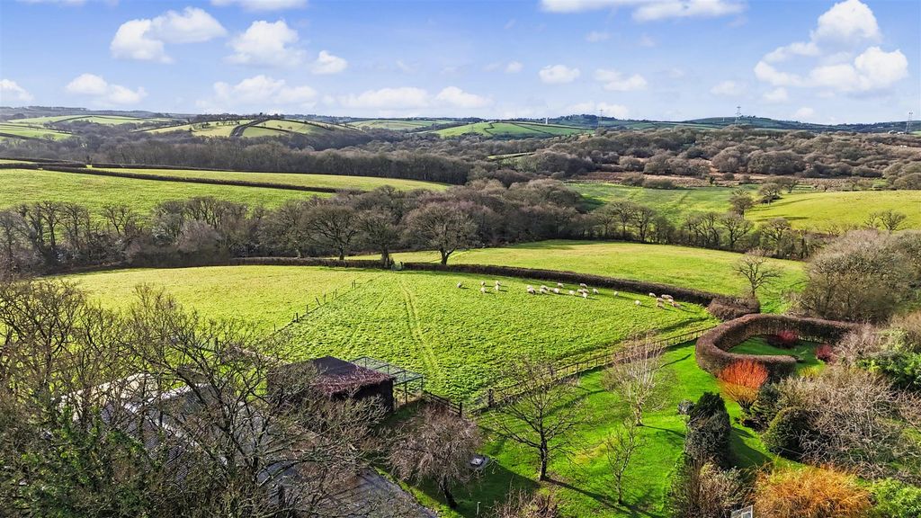 Property photo 3 of 35 The Linhay Land