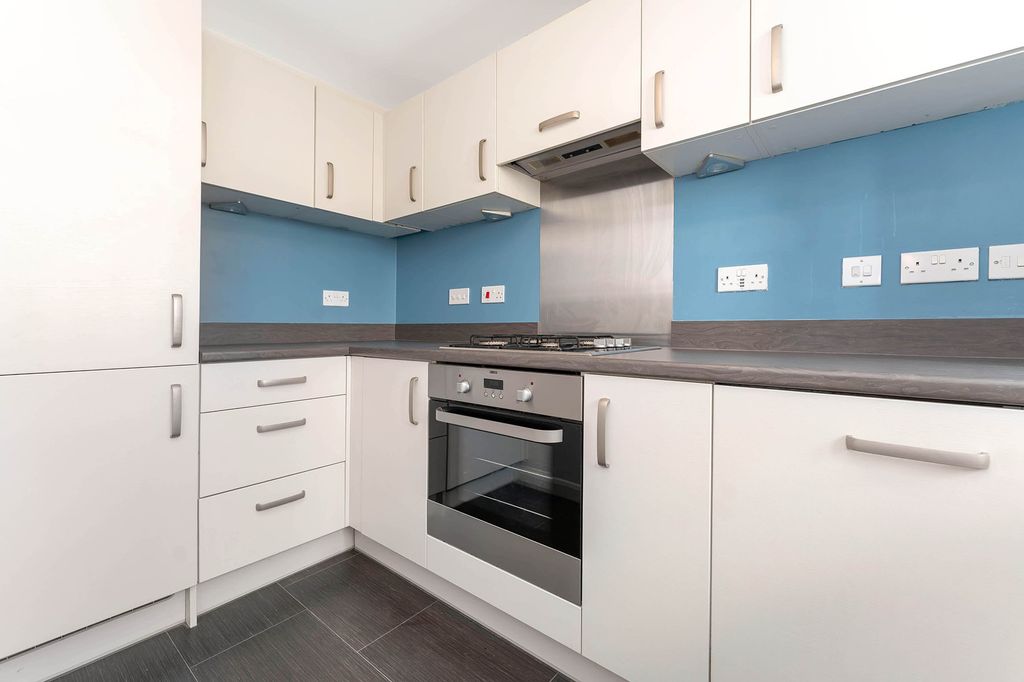 Property photo 3 of 8 Property Image 3