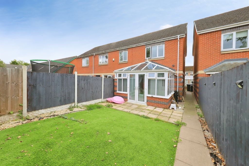 Property photo 2 of 16