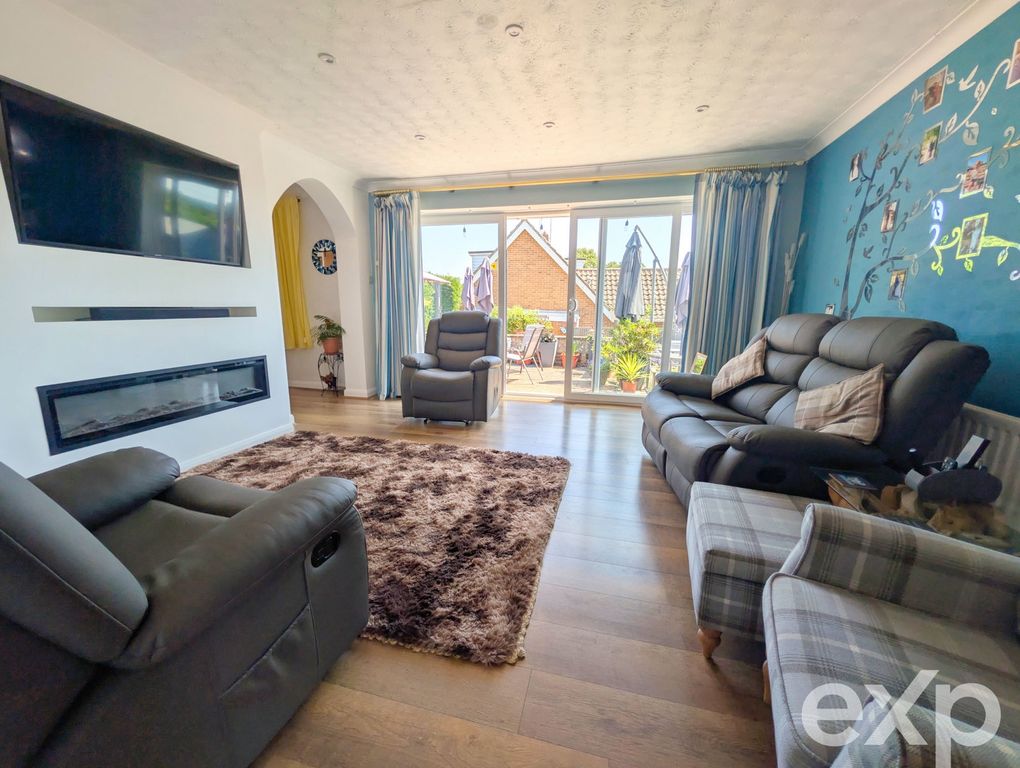 Property photo 3 of 16