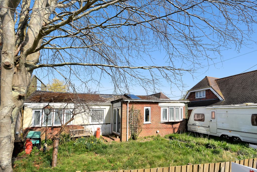Property photo 2 of 11 Willowbankcottage