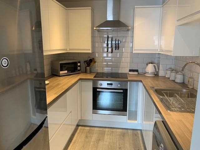 Property photo 2 of 8 Kitchen