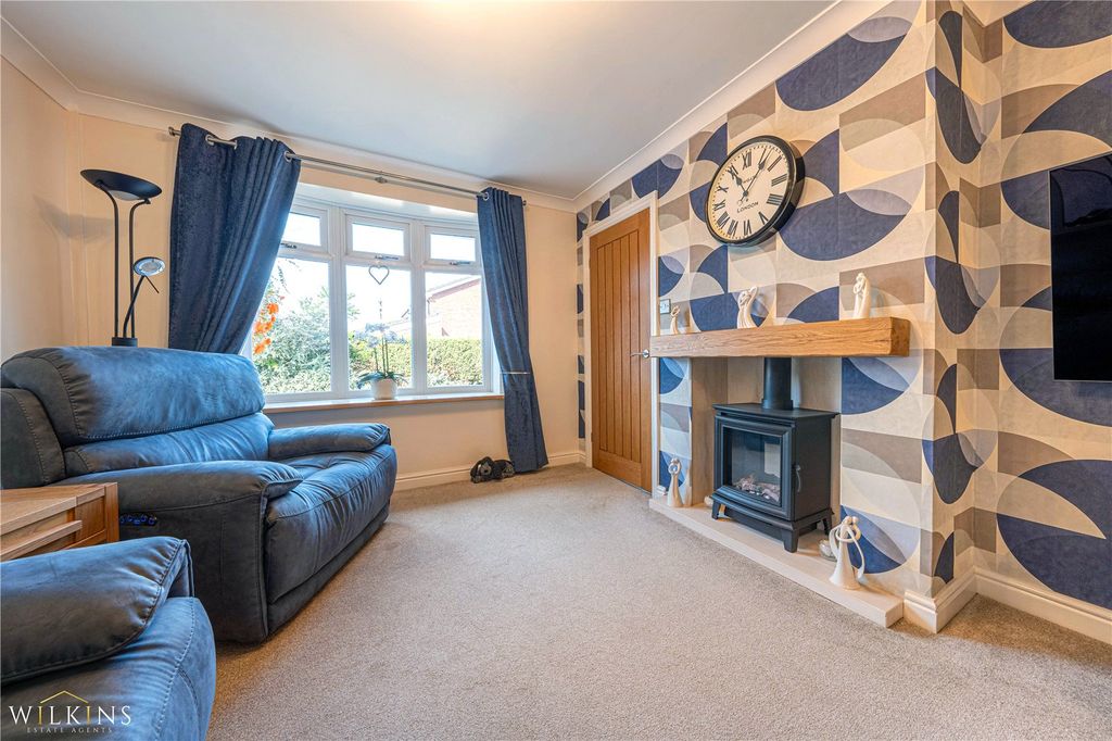 Property photo 3 of 33 Picture No. 07