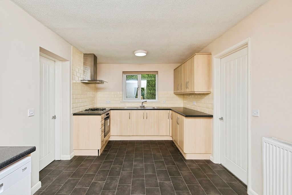 Property photo 2 of 19 Pbox-Img.Jpg