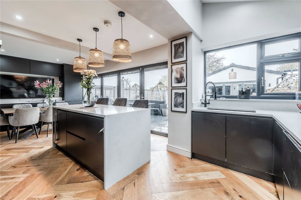 Property photo 2 of 20 Picture No. 07