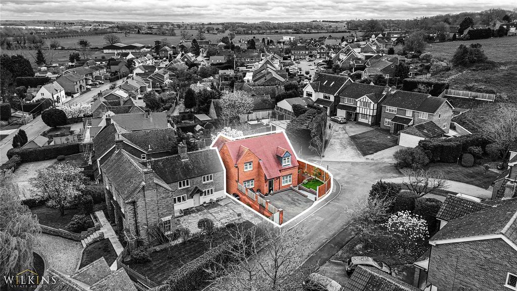 Property photo 1 of 35 Picture No. 05