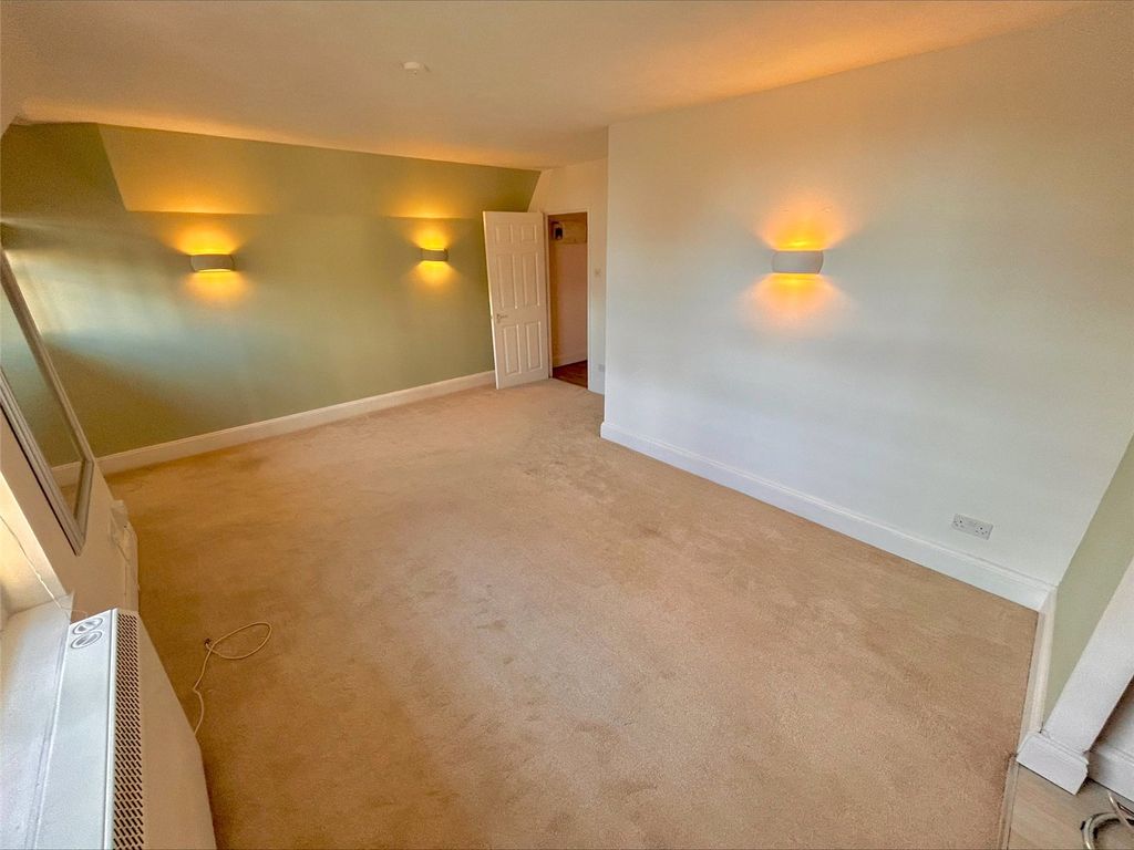 Property photo 3 of 9 Picture No. 02