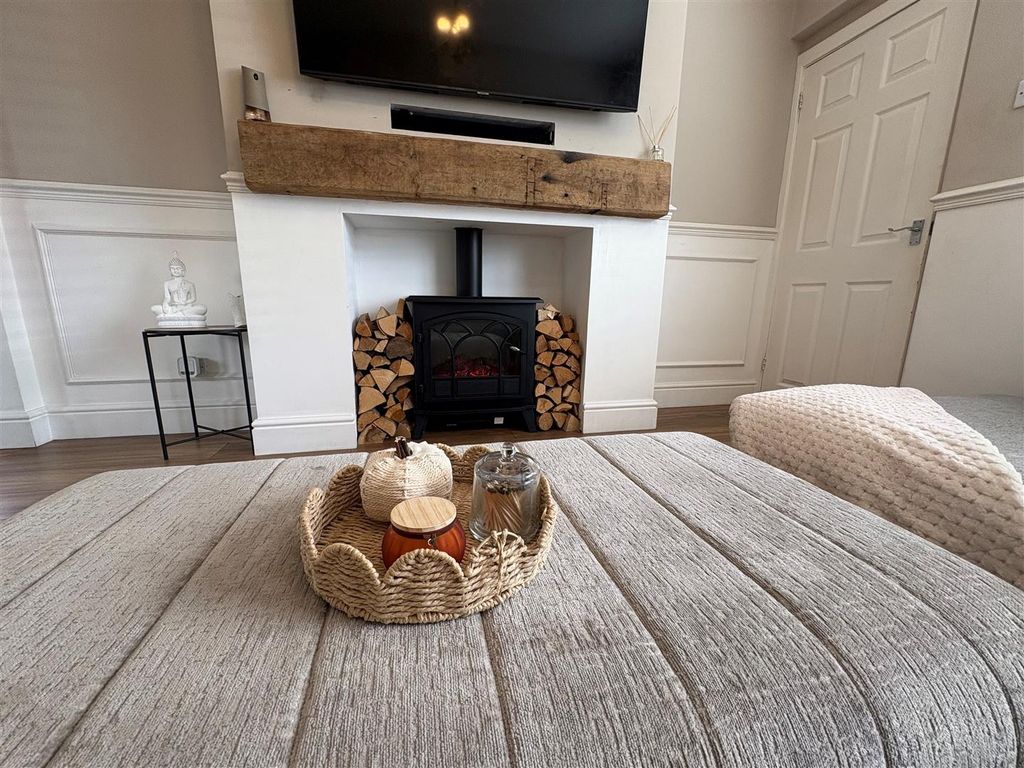 Property photo 3 of 17 Lr 3.Jpg