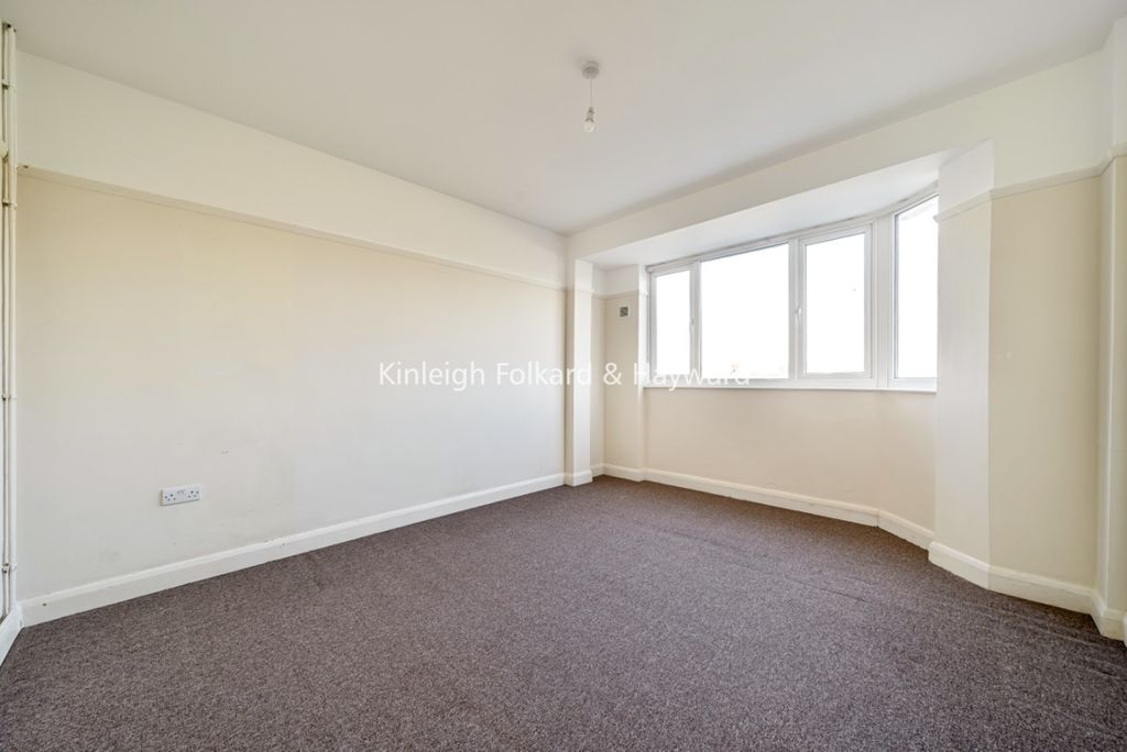 Property photo 1 of 8 5c5B900A-5927-40c5-9