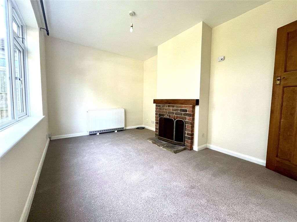 Property photo 2 of 15 Picture No. 02