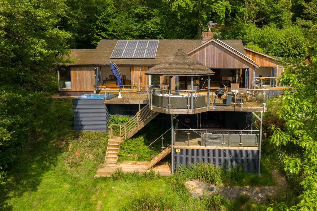 Property photo 1 of 41 Dji_0025.Jpg