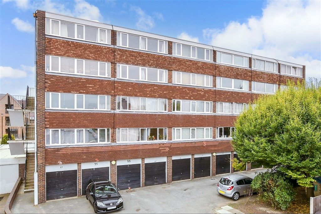 Property photo 2 of 9 External (Web)