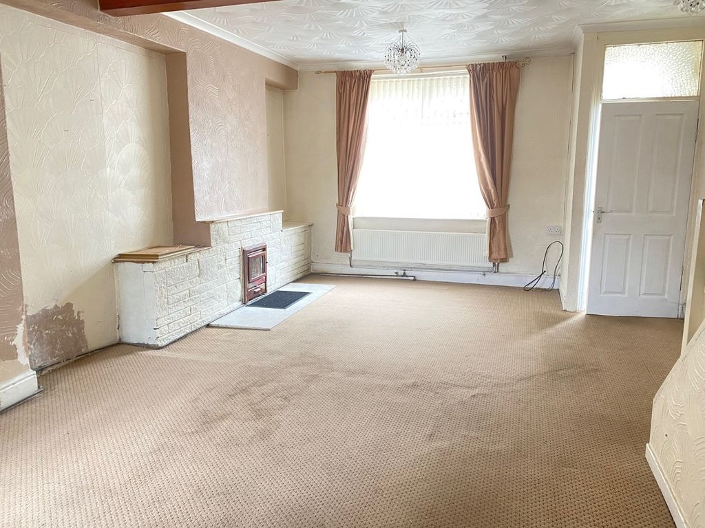 Property photo 3 of 11 Not Specified