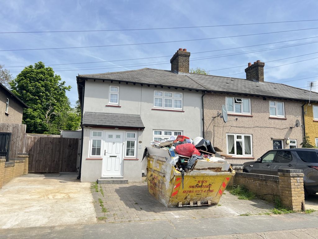 Property photo 1 of 12