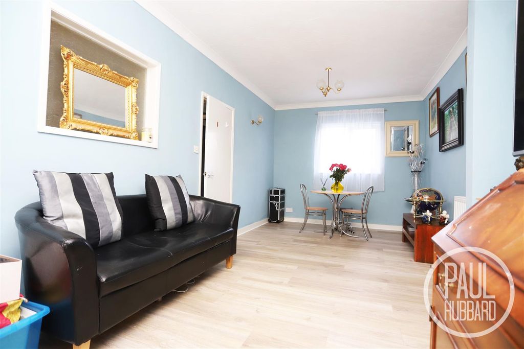 Property photo 2 of 13 Img_0301.Jpg