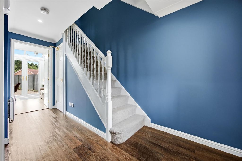Property photo 3 of 22 04-23_Knockmilly_Place_Moodiesburn_004.Jpg