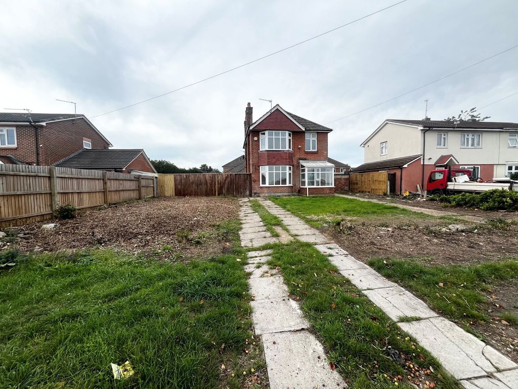 Property photo 1 of 11