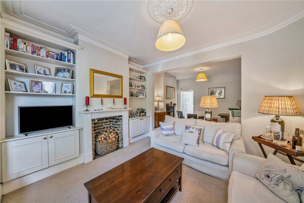 Property photo 2 of 12 Picture No. 27