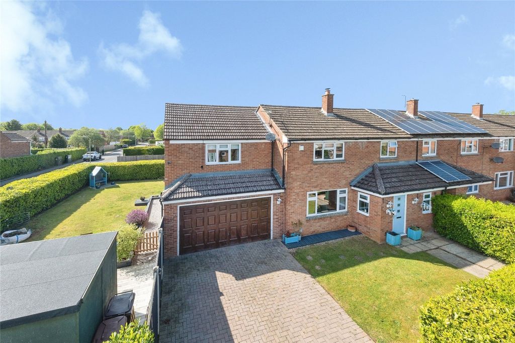 Property photo 1 of 27 Picture No. 33