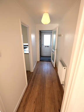 Property photo 3 of 9 Hallway