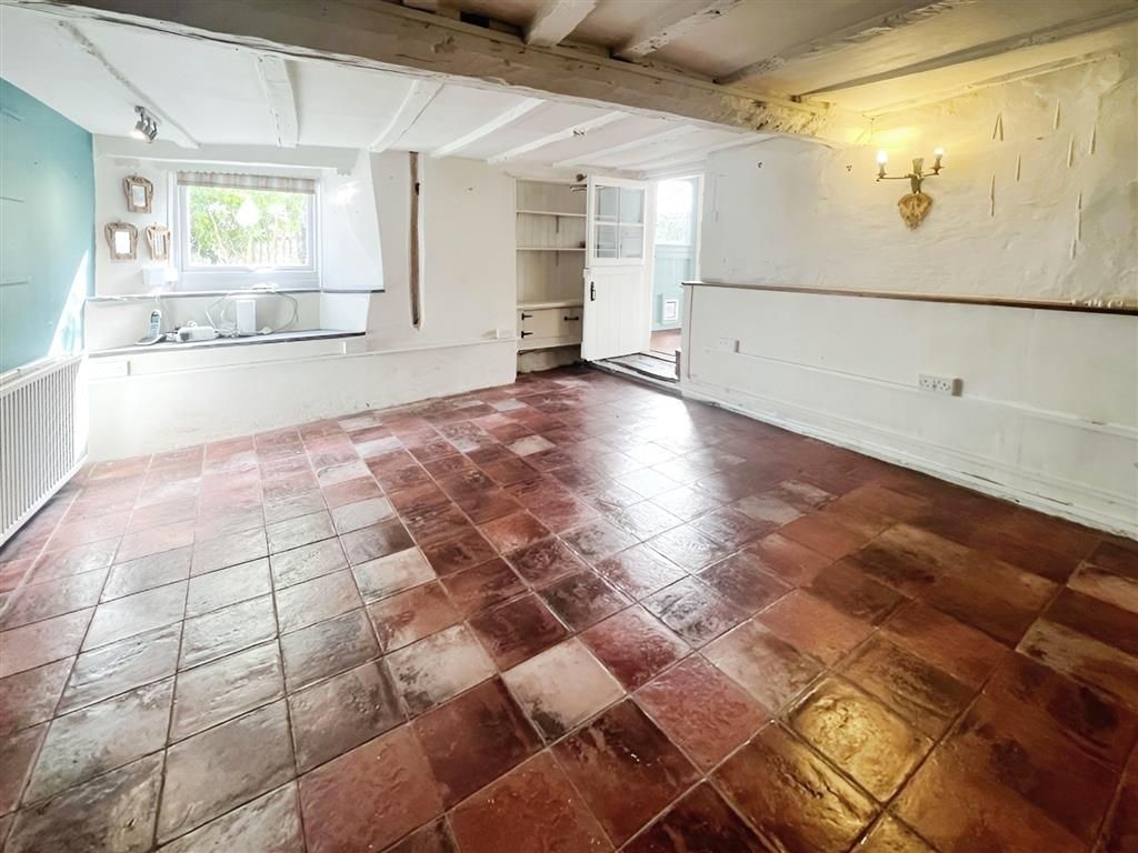 Property photo 3 of 18