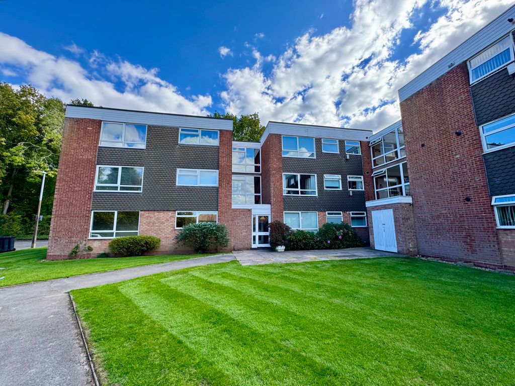 Property photo 1 of 8 Front Aspect