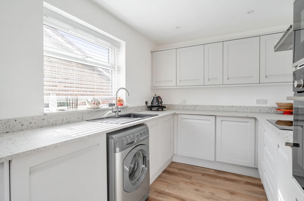 Property photo 2 of 19 1499340-11-6A71Ac8633d2B