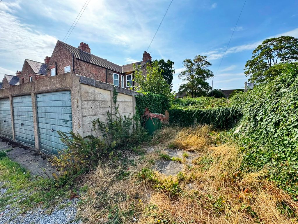 Property photo 3 of 5