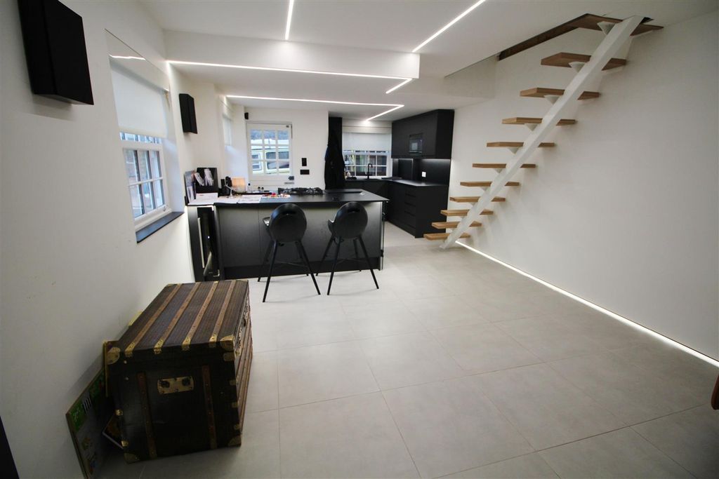 Property photo 3 of 22 Img_1418.Jpg