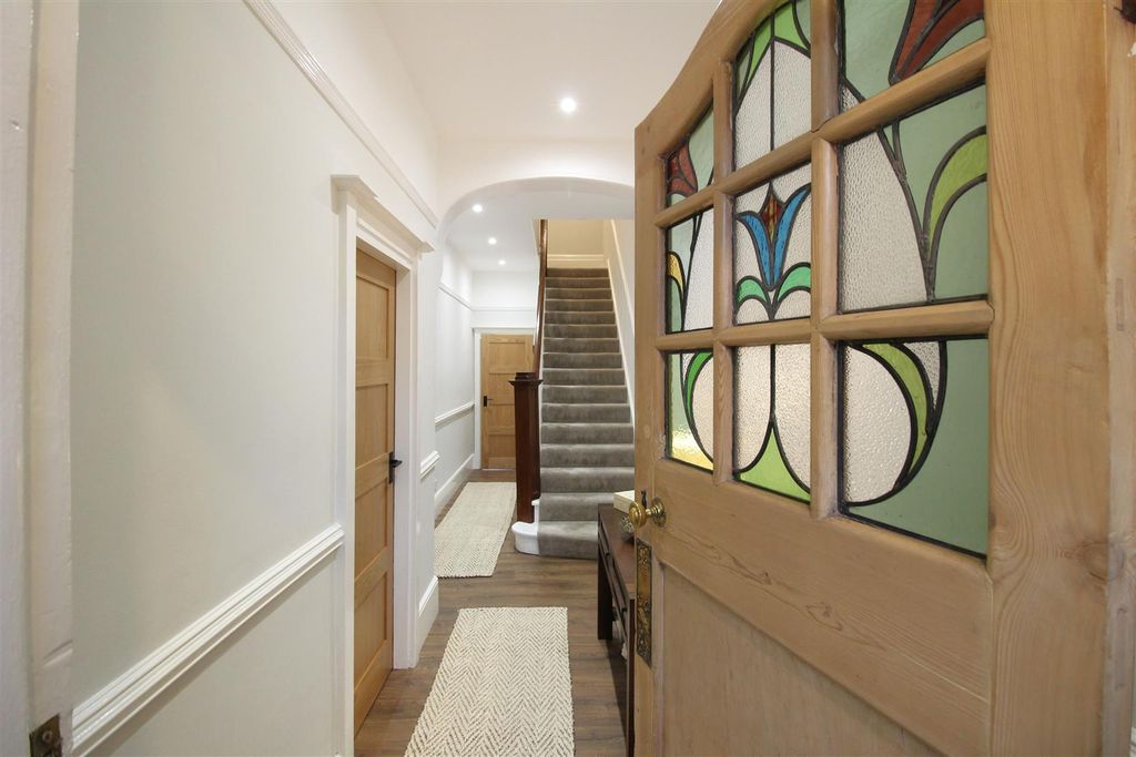 Property photo 3 of 30 Hallway