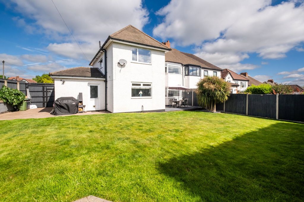 Property photo 1 of 24