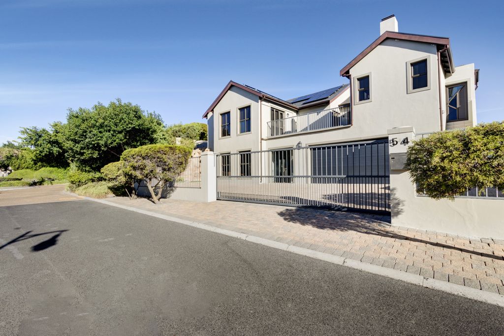 Property photo 2 of 47