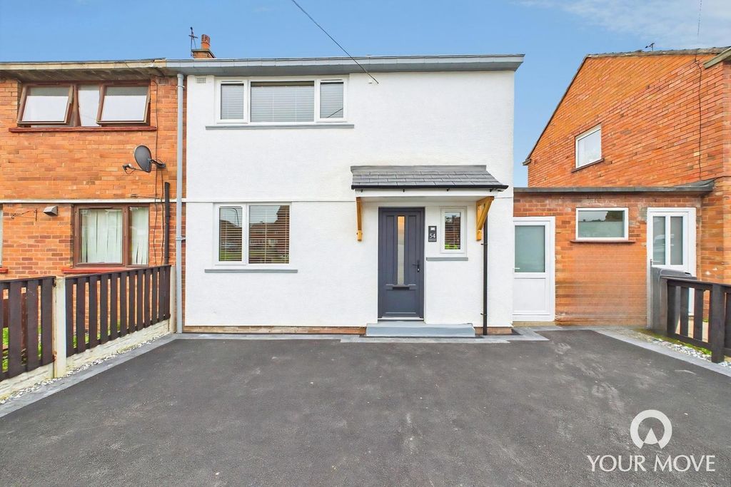 Property photo 1 of 11 Pbox-Img.Jpg