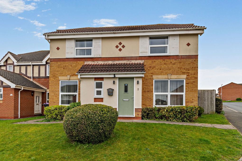 Property photo 1 of 12