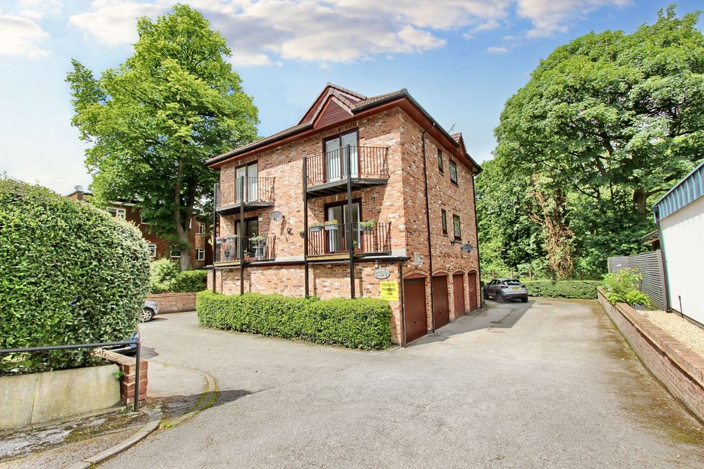 Property photo 1 of 24