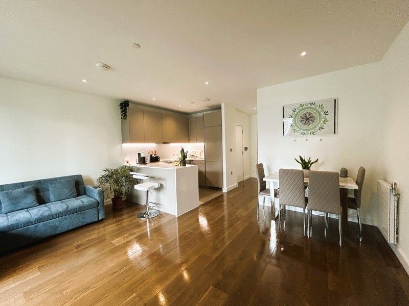 Property photo 3 of 21