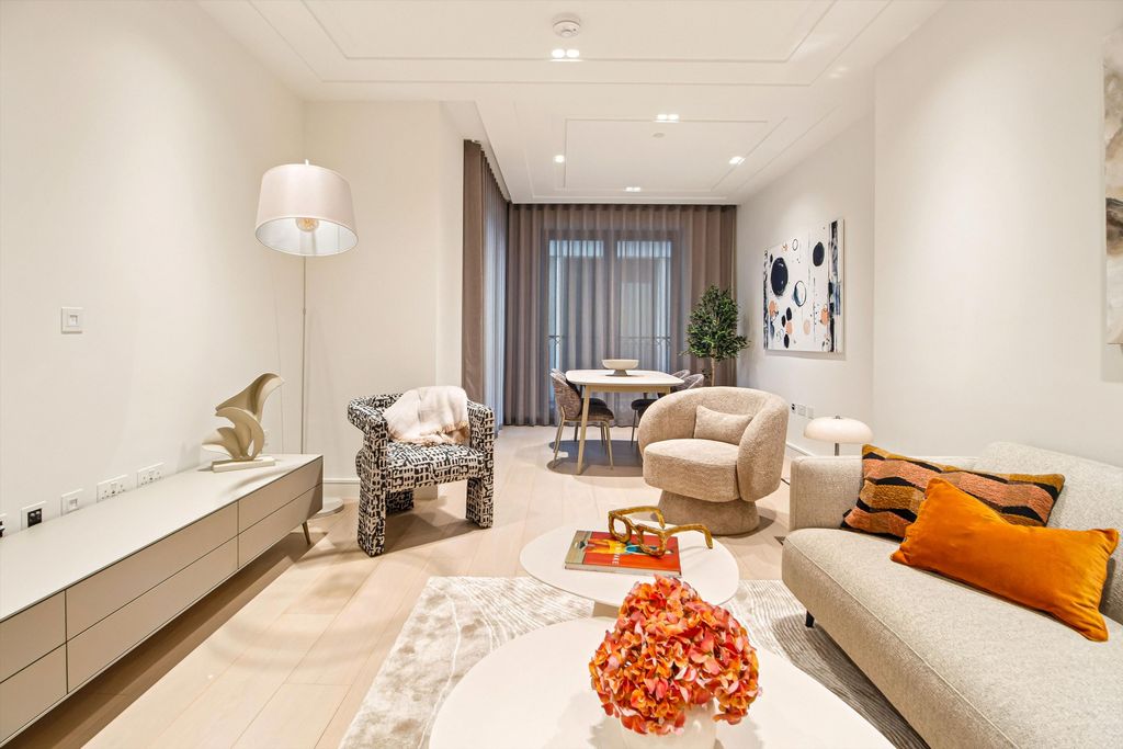 Property photo 1 of 18 Image