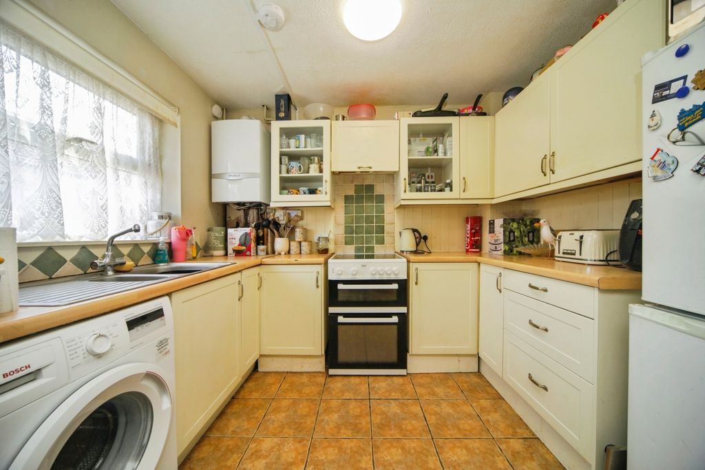 Property photo 2 of 20 Pbox-Img.Jpg