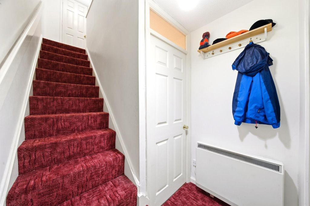 Property photo 2 of 15 Hallway