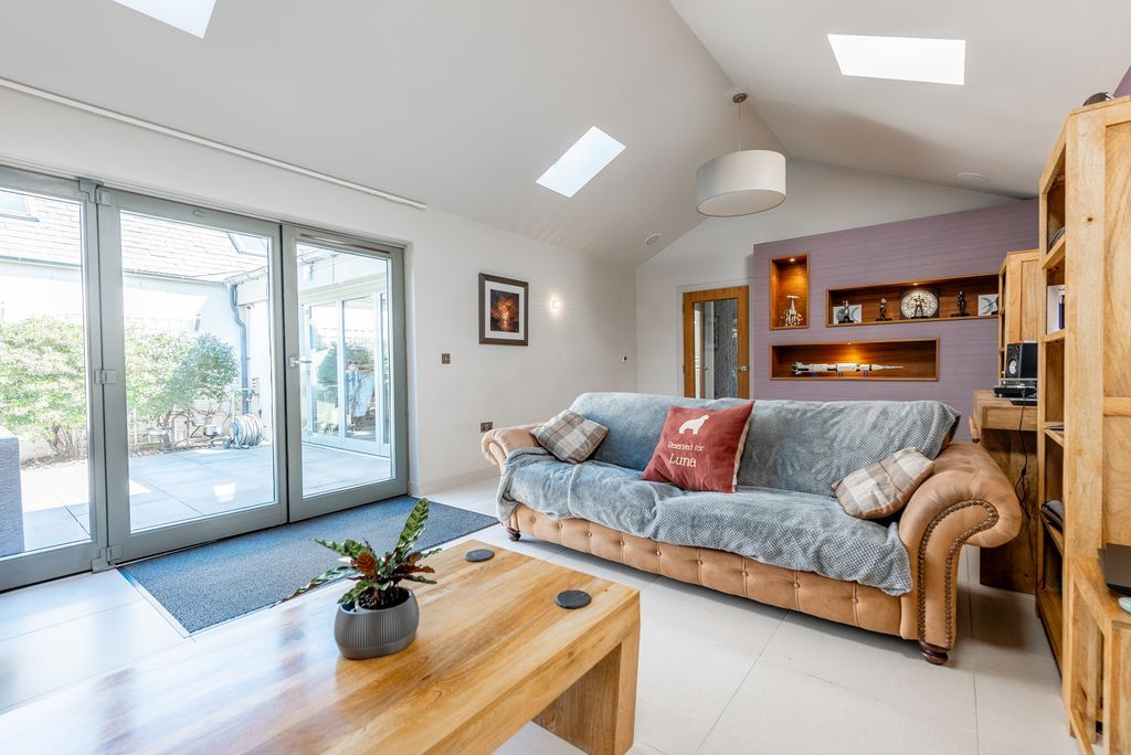 Additional image 6 of 4 bed end terrace house for sale1 Mavisbank Grange, Loanhead EH20