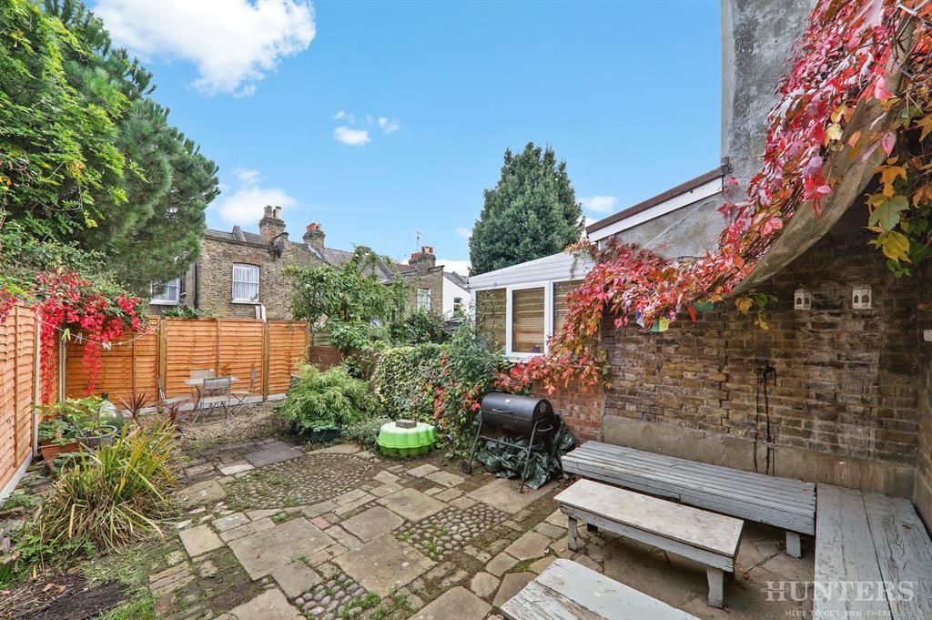 Property photo 3 of 19