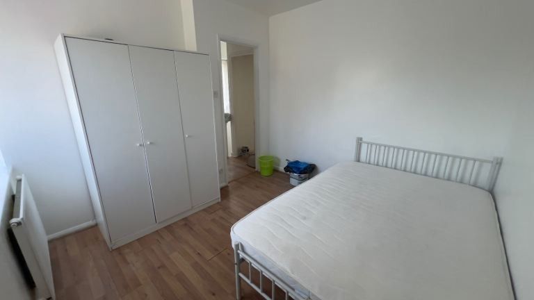 Property photo 1 of 4