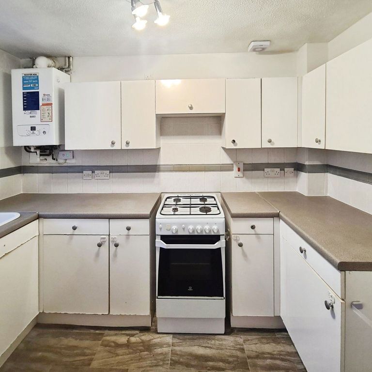 Property photo 3 of 7