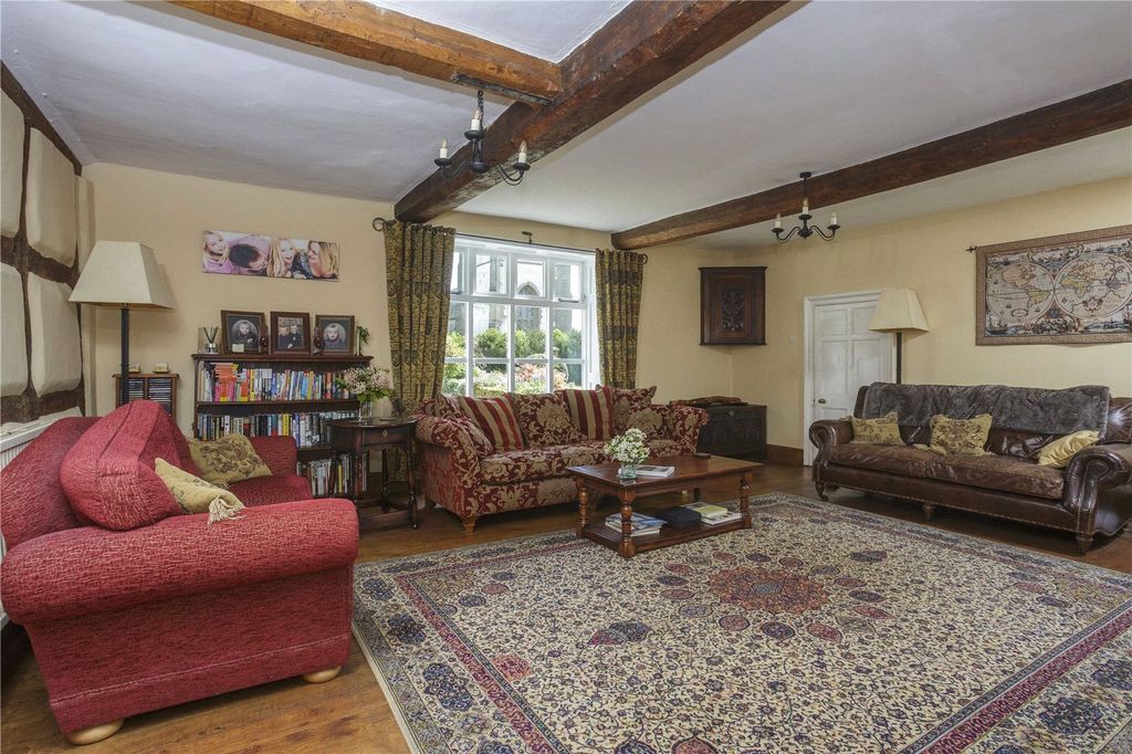 Property photo 2 of 28 Drawing Room
