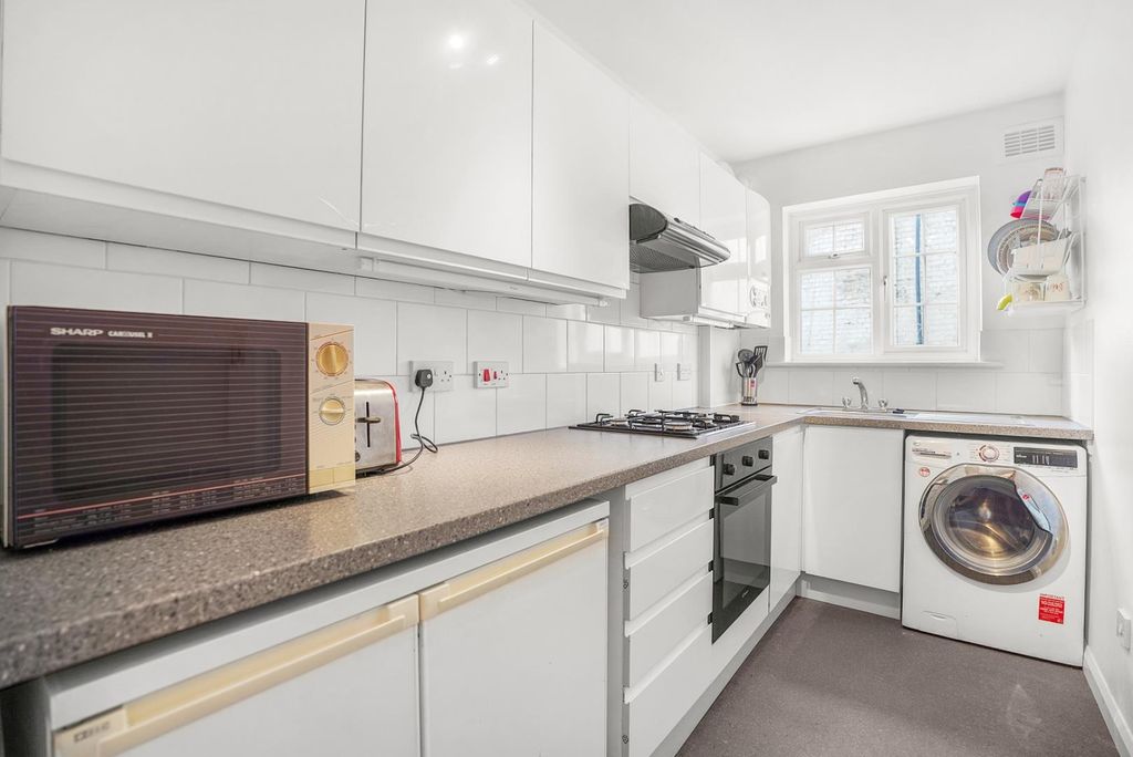 Property photo 3 of 9 Dsc00112.Jpg